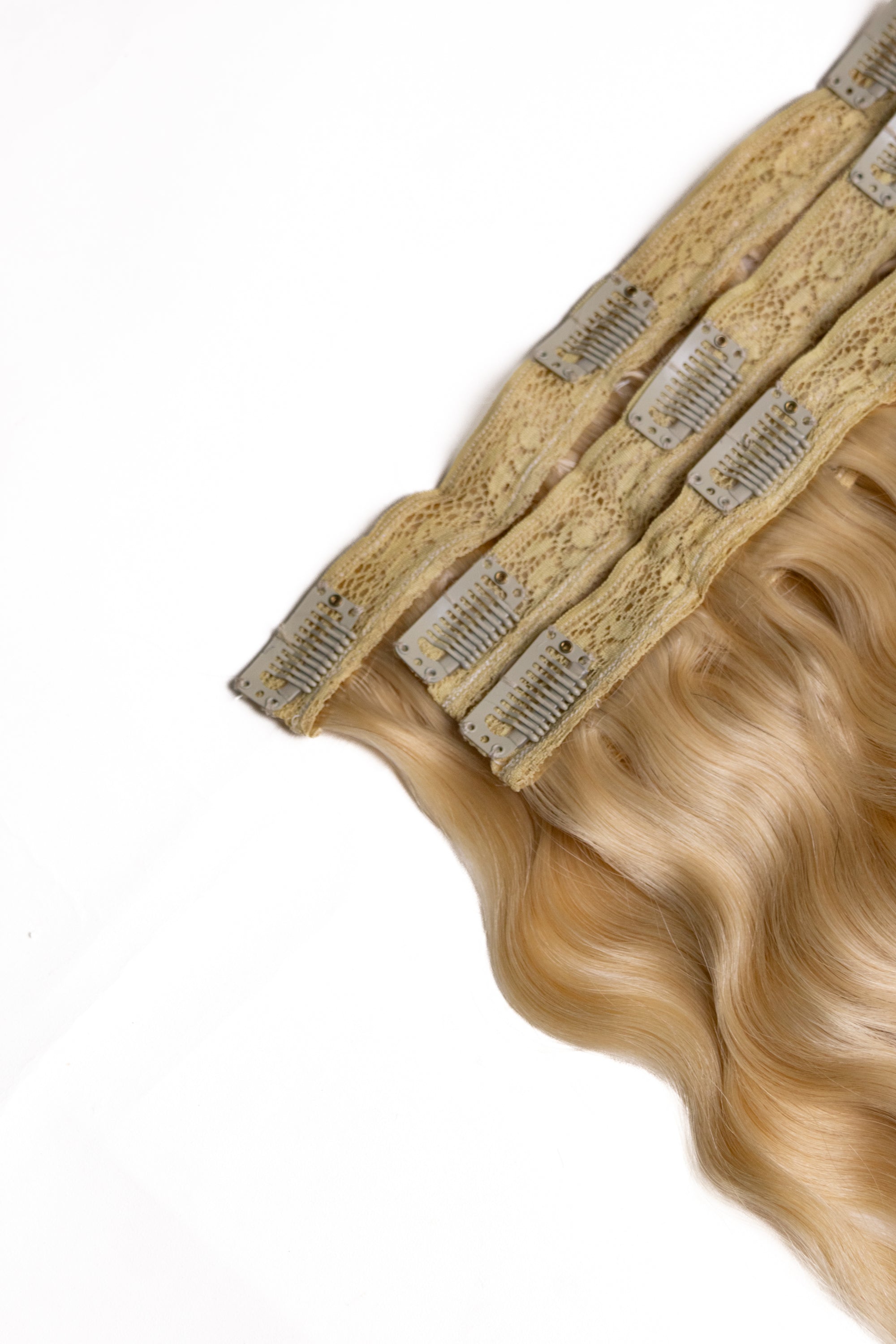 7 Pcs - Classic Clip in hair extensions| Blond